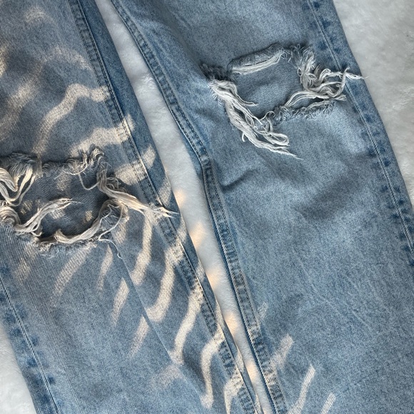 Zara Ripped Straight Jean - Picture 5 of 6
